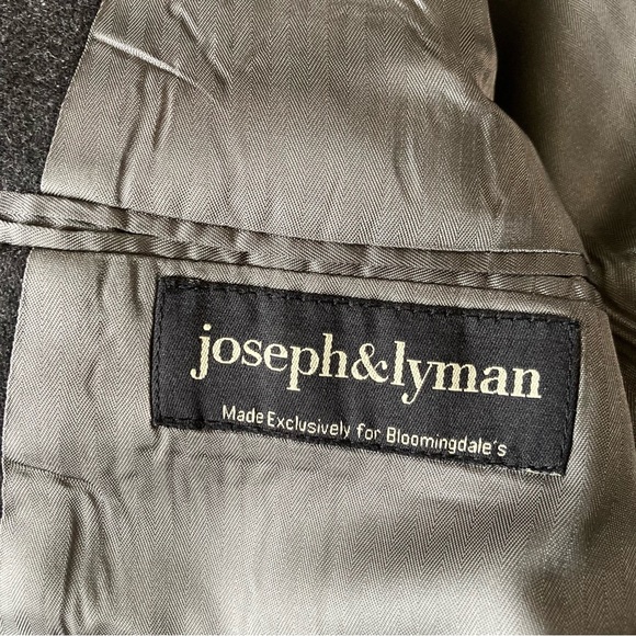 Cashmere 3 Button Sport Coat Charcoal Gray size 44R by Joseph & Lyman - Picture 10 of 10